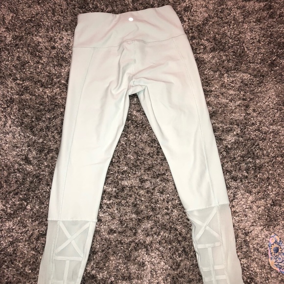 MINT colored workout leggings - Picture 2 of 3